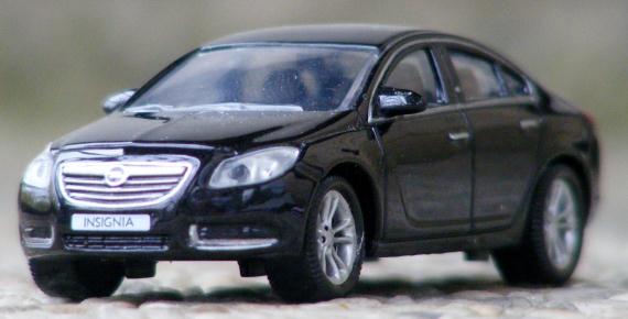 opel insignia miniature